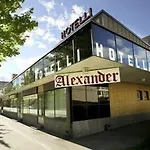 Alexander Hotell 3*