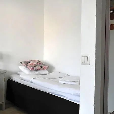 Alexander Hotel
