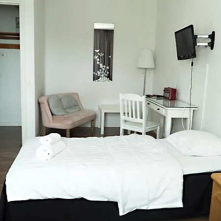 Alexander Hotel